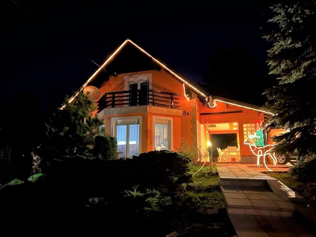 Villa Tratea - With A Heated Pool Tomici Exterior photo